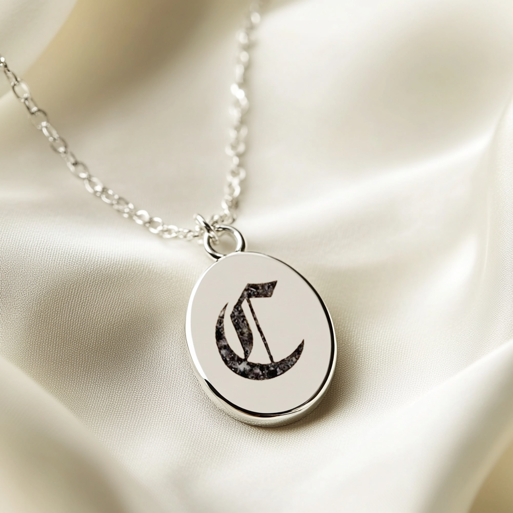Memorial pendant letter