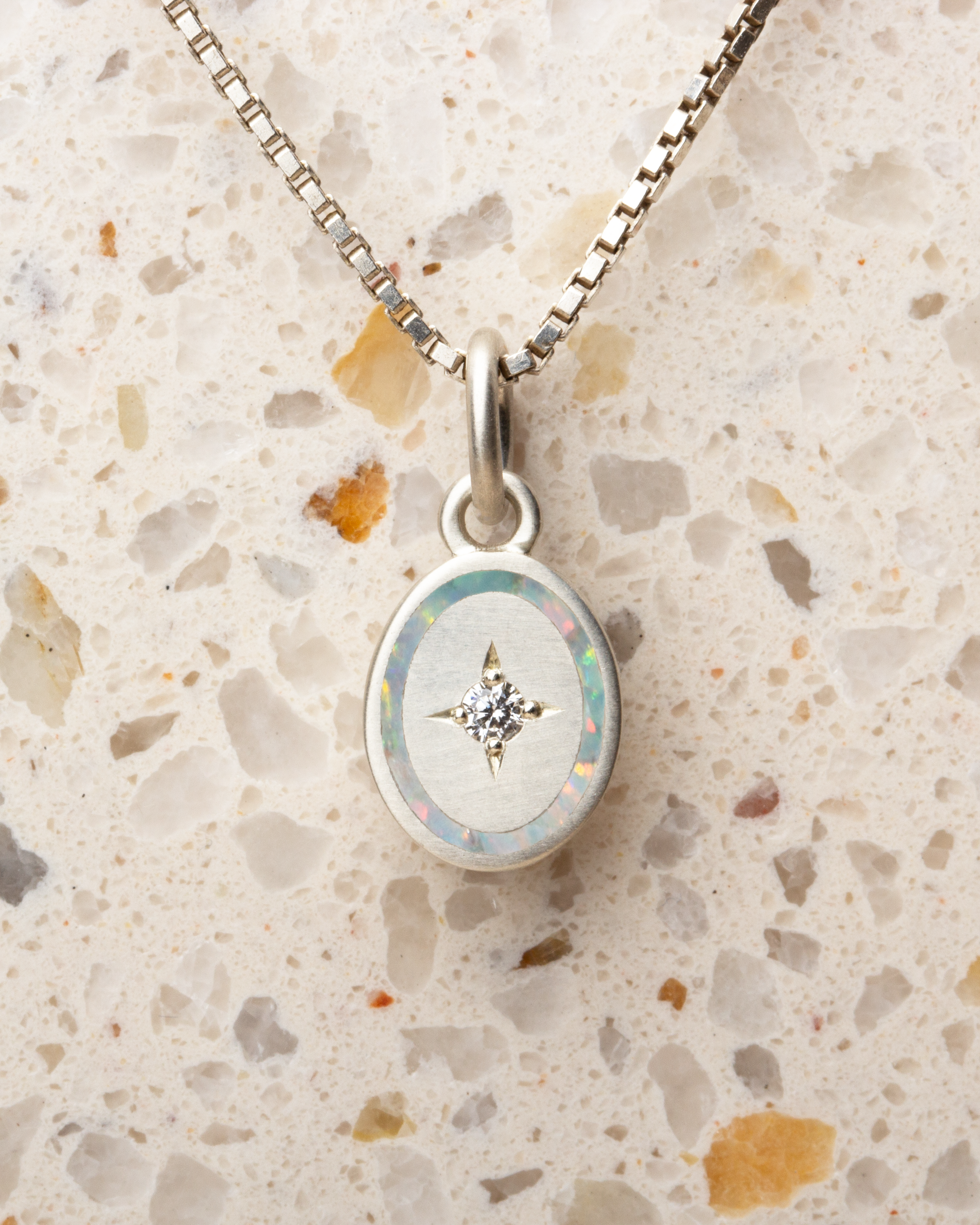 Memorial Pendant Star